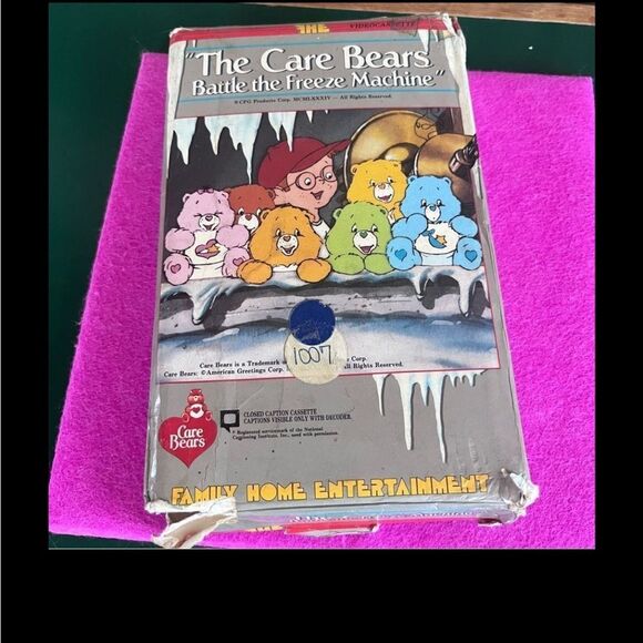 1984- 86 Care Bears Movies and Golden Book VHS bundle - Picture 9 of 11